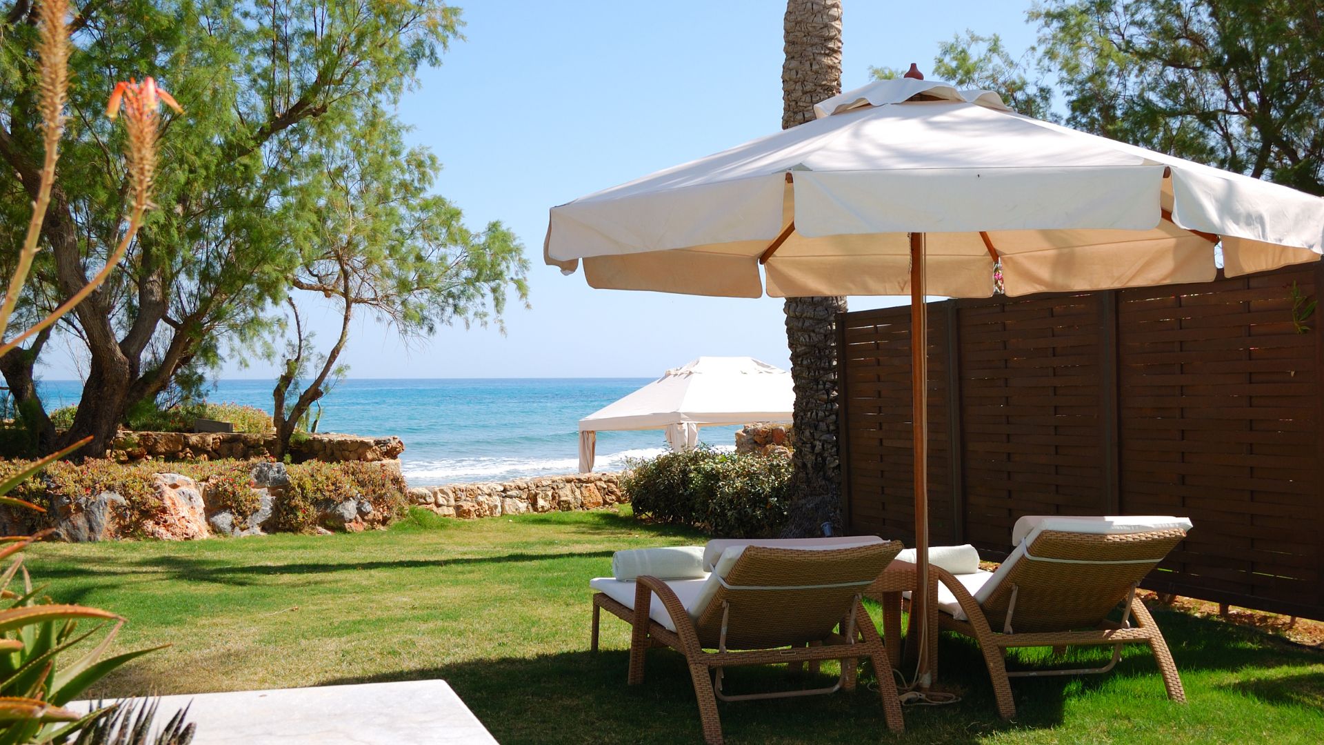 Beachfront villas Crete