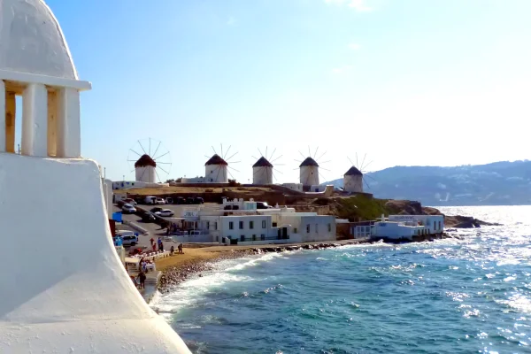 Mykonos luxury suites: 4 amenities