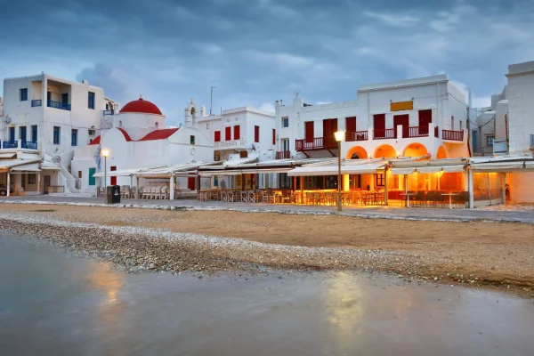 Mykonos villas with private pool: 5 Luxurious Amenities