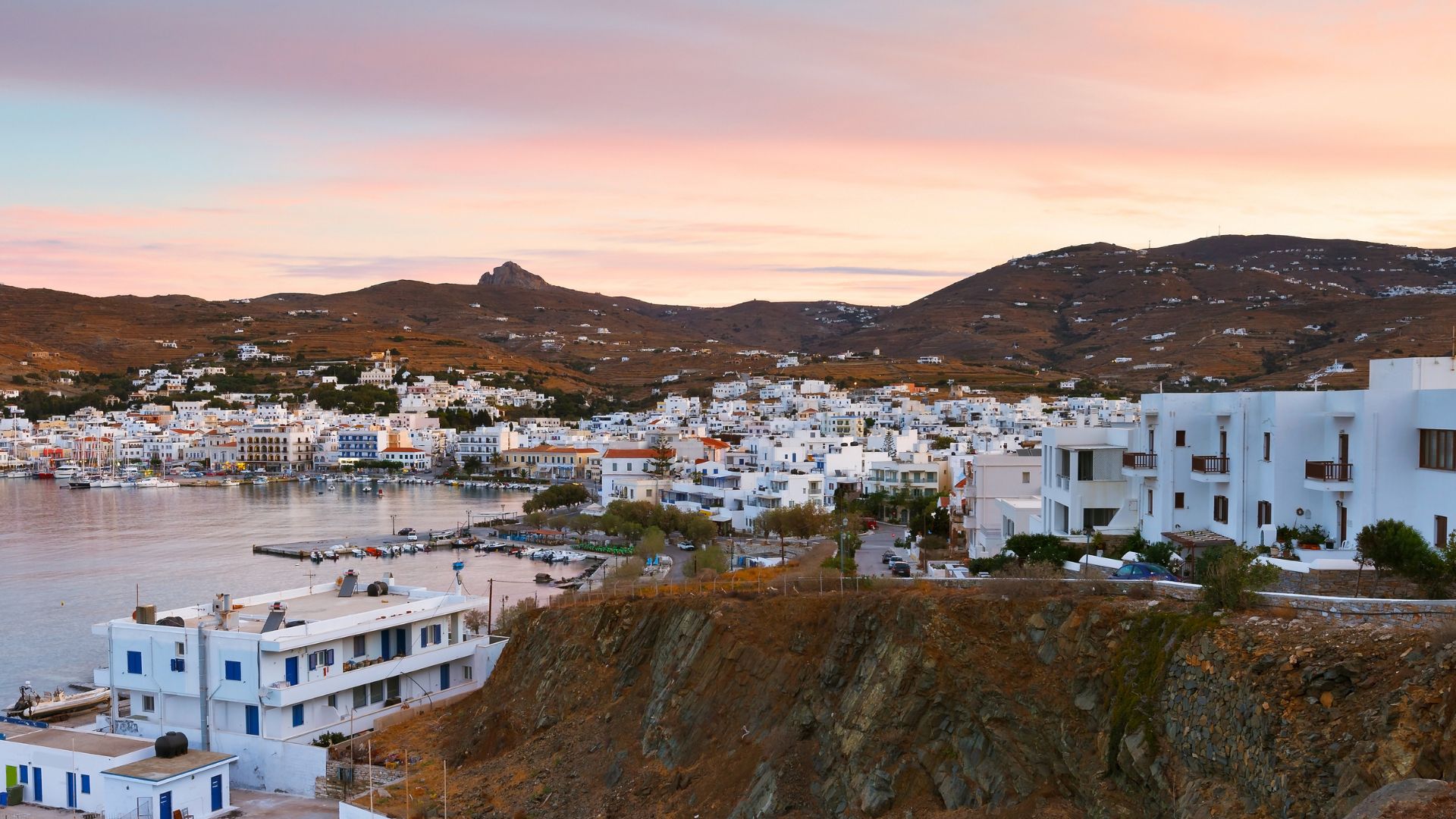 Beachfront villa in Tinos Greece