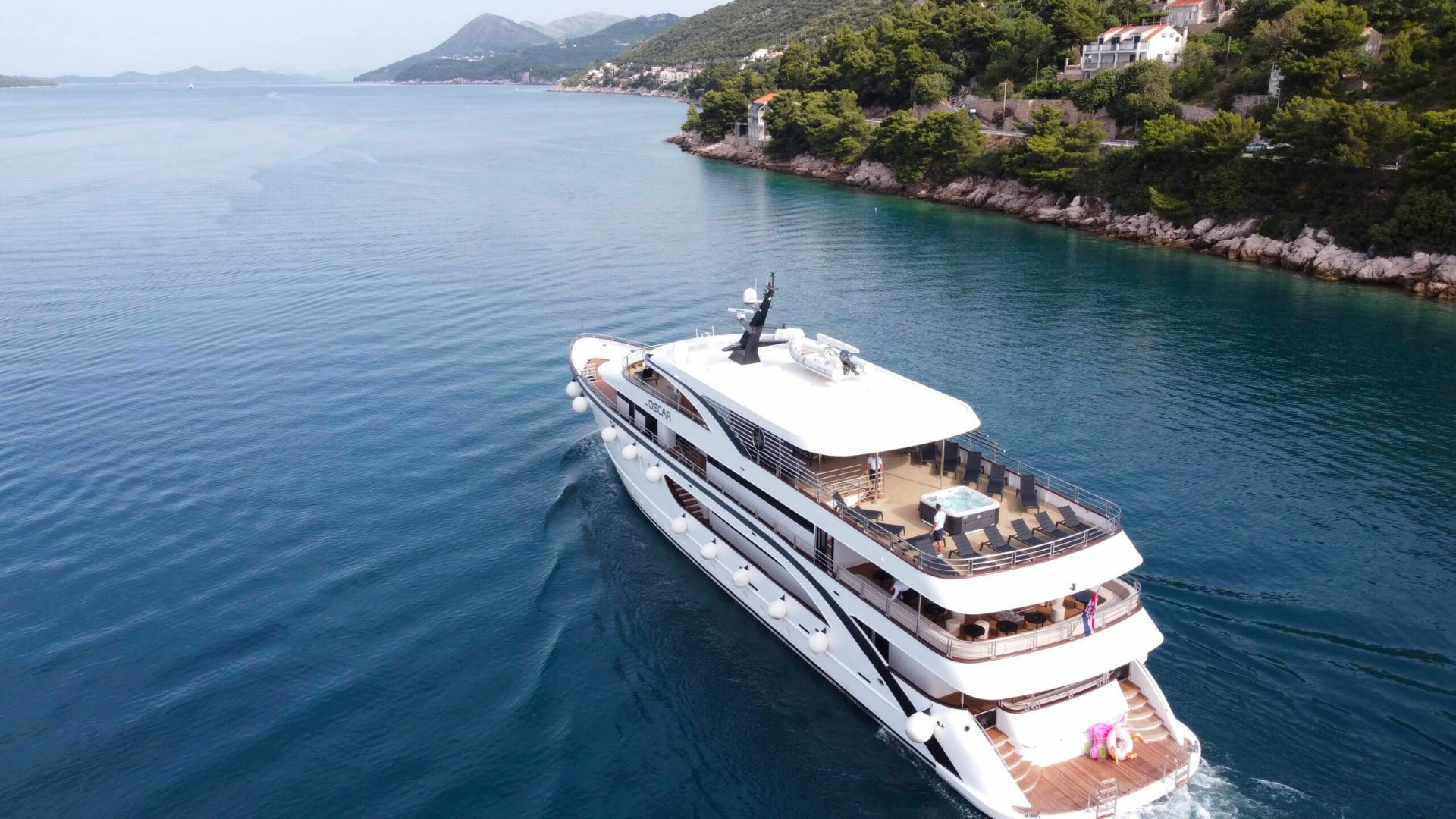 Yacht 360 virtual tour