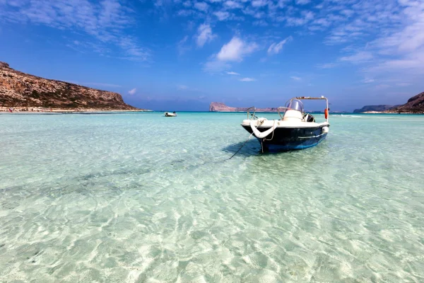 Beachfront villas in Crete: Unwind in Paradise