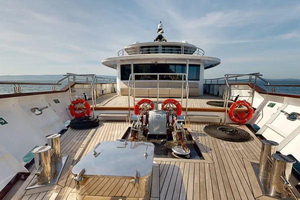 Virtual Tour for Yachts: Sailing Into the Future