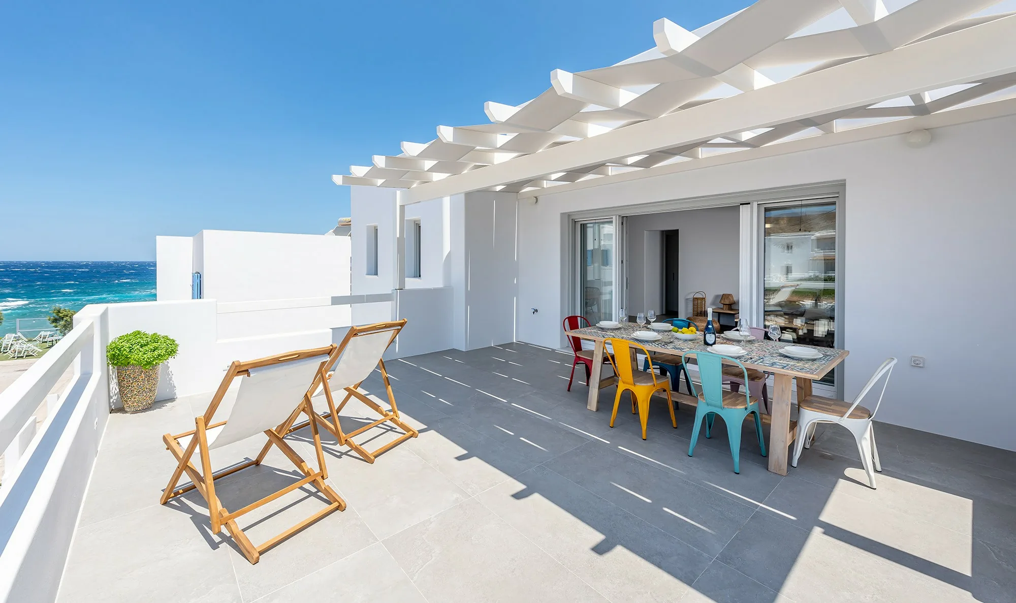 Pollonia Apartment