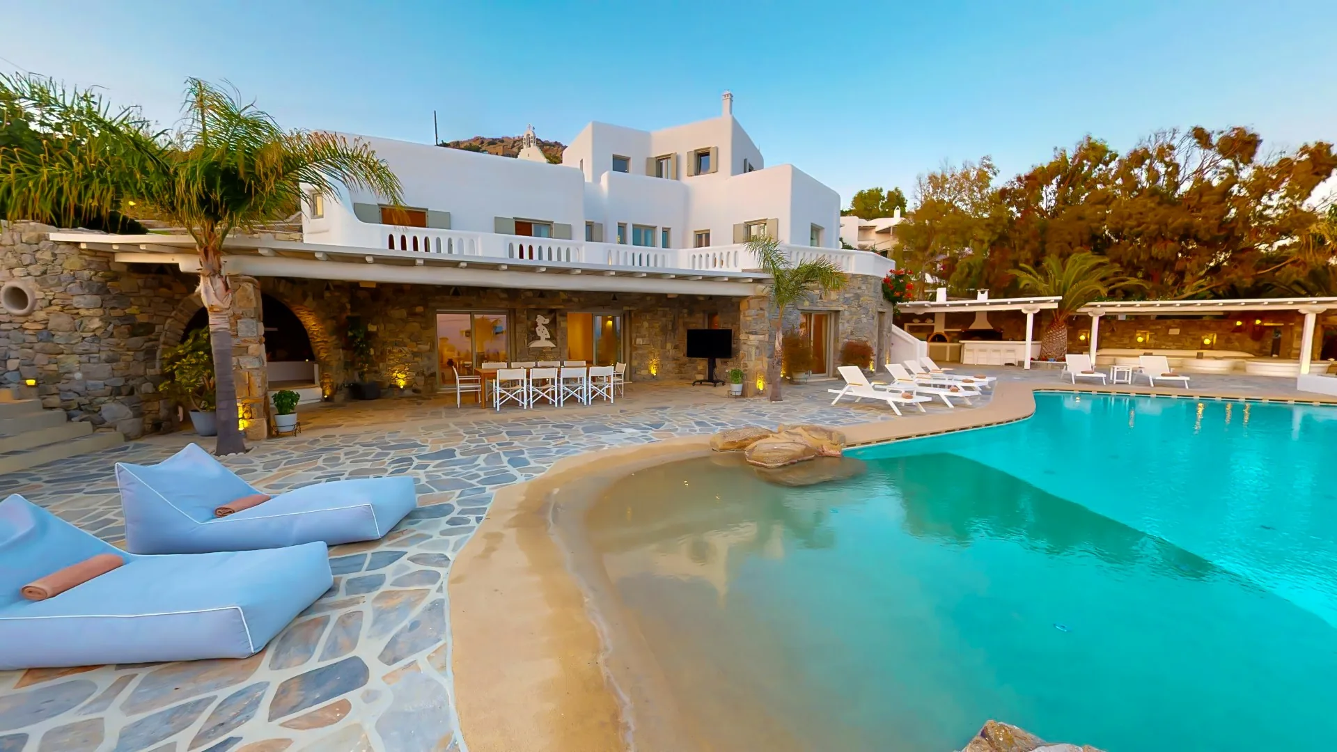Villa Eternity