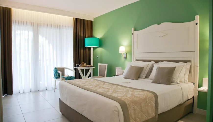 athena pallas superior room-vivestia | risk-free villas, hotels and cruises in vr