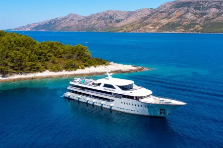 croatia cruises 2025 dubrovnik mama marija ii